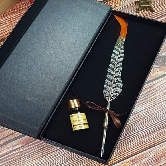 Other - Long Tail Feather Pen with Retro Copper Pen Shaft
